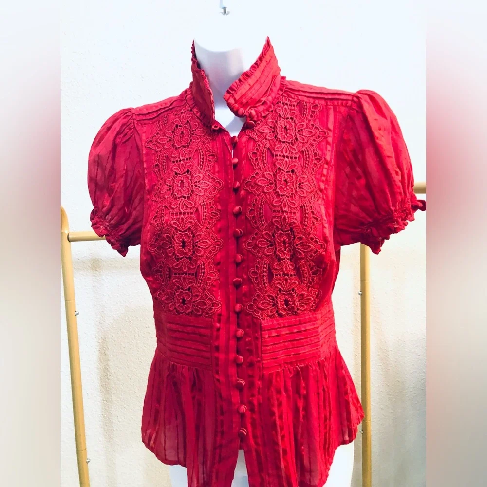 BEBE RED Short Sleeve Button Up Top in Size Medium! - Picture 3 of 16